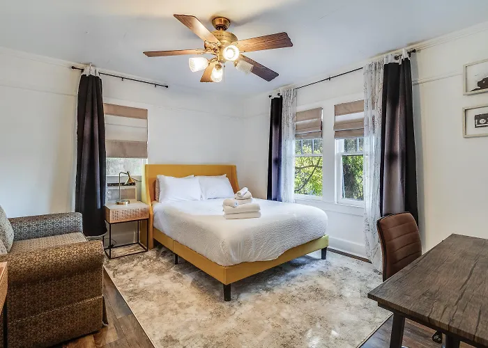 Jefferson Flat - Master Room
